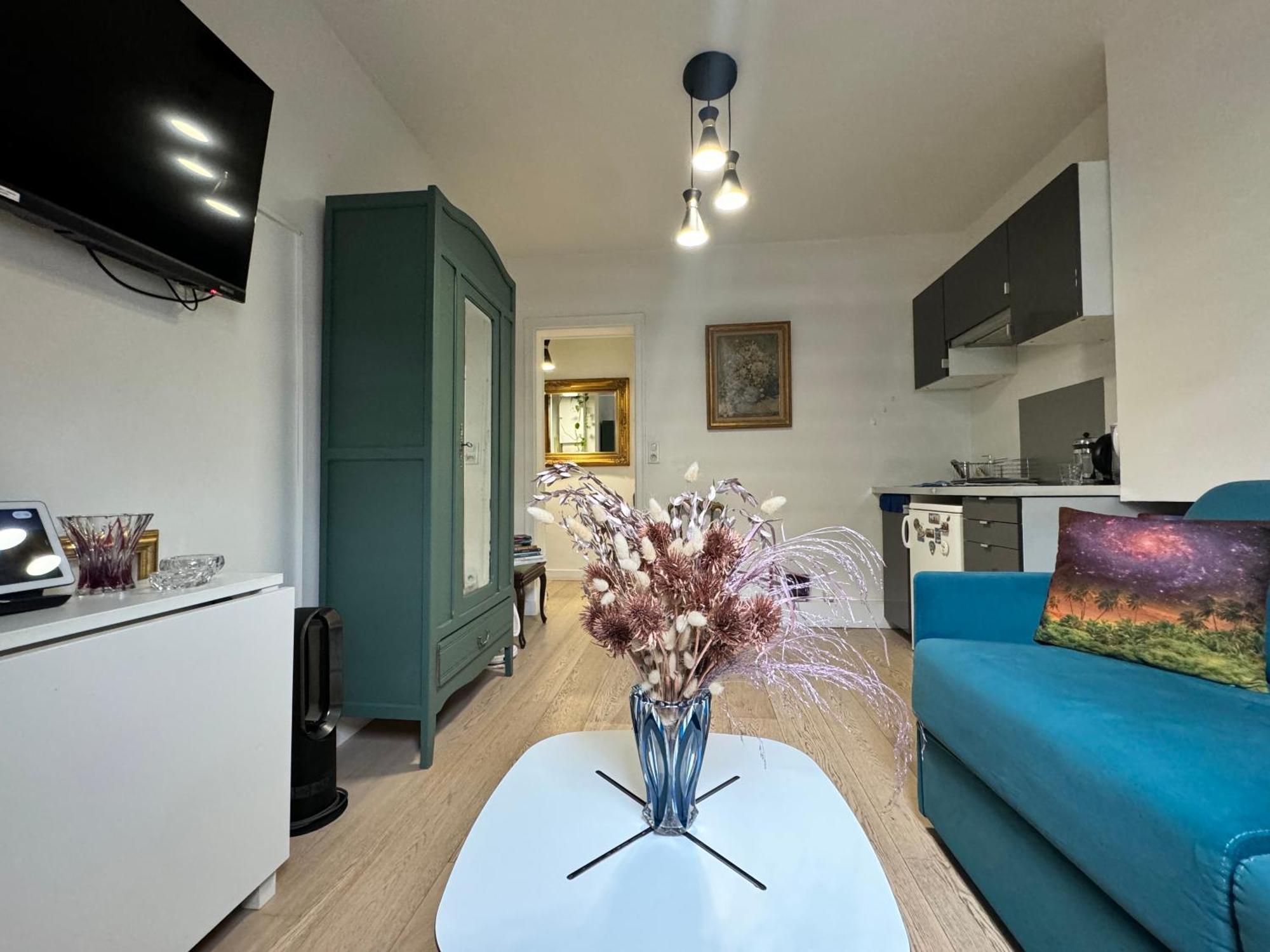 Cosy Studio 5 Minutes Tour Eiffel Paris Bagian luar foto